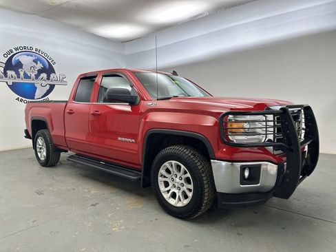 Used 2015 GMC Sierra 1500 SLE w/ SLE Value Package AWD/4WD image 13