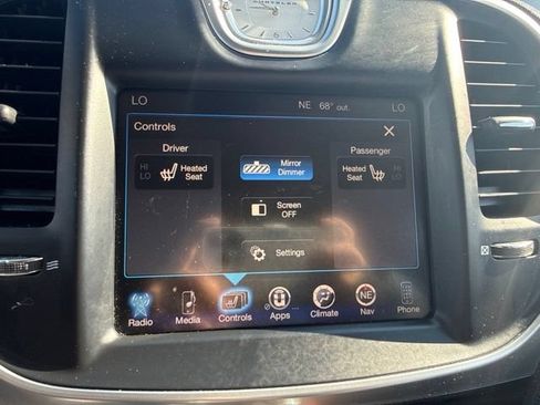 Used 2016 Chrysler 300 Limited AWD/4WD image 25