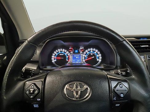 Used 2018 Toyota 4Runner SR5 image 30