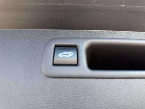 Used 2021 Toyota Highlander Platinum AWD/4WD image 12