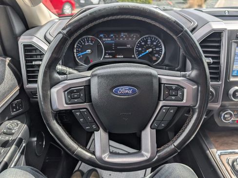 Used 2019 Ford Expedition Max Platinum image 24