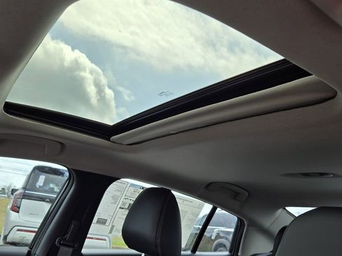 New 2026 Nissan Sentra SR w/ SR Premium Package image 14