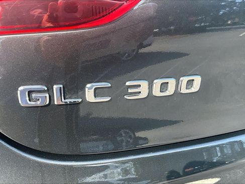 Used 2020 Mercedes-Benz GLC 300 4MATIC Coupe image 31