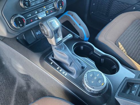 Used 2022 Ford Bronco Outer Banks w/ Sasquatch Package AWD/4WD image 19