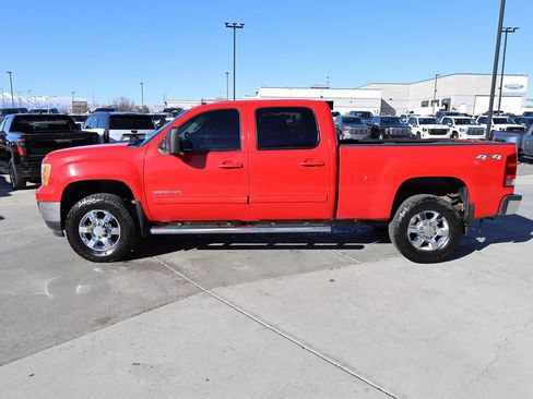 Used 2014 GMC Sierra 3500 SLT w/ SLT Convenience Package image 3
