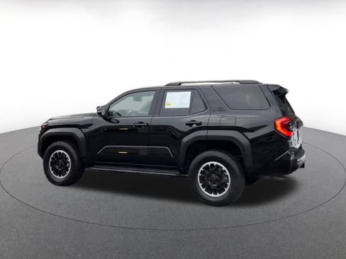 Used 2025 Toyota 4Runner TRD Off-Road image 10