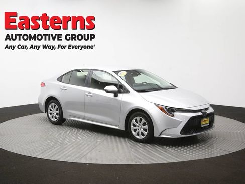 Used 2021 Toyota Corolla LE w/ Carpet Mat Package (TMS) FWD image 47