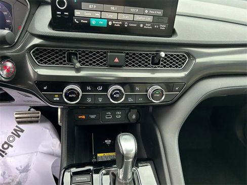 Certified 2023 Acura Integra A-Spec image 18