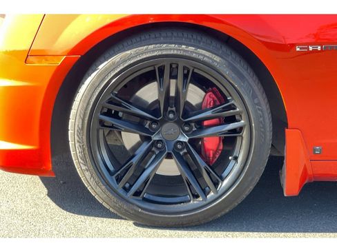 Used 2010 Chevrolet Camaro SS w/ RS Package RWD image 10