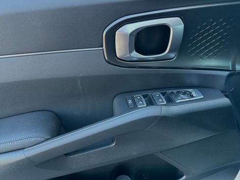 New 2025 Kia Sorento EX w/ EX Panoramic Sunroof Package image 10