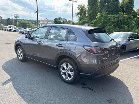 Certified 2024 Honda HR-V LX image 9