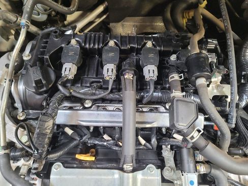 Used 2021 Nissan Kicks SV FWD image 30