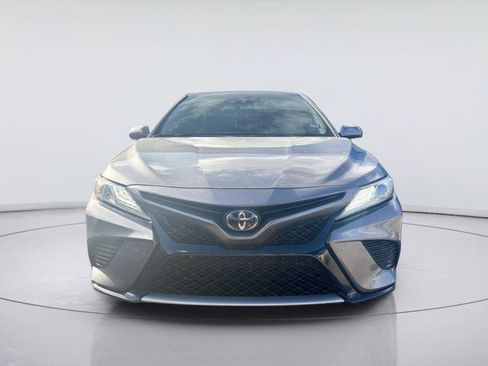 Used 2019 Toyota Camry XSE FWD image 5
