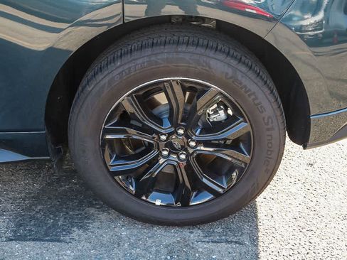 Used 2023 Ford Edge SE w/ Black Appearance Package AWD/4WD image 12