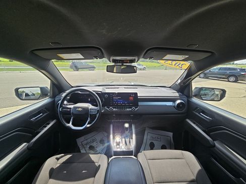 Used 2023 Chevrolet Colorado LT w/ LT Convenience Package II AWD/4WD image 29
