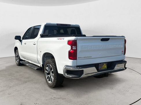 Used 2024 Chevrolet Silverado 1500 LT AWD/4WD image 5