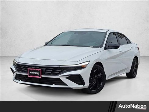 New 2026 Hyundai Elantra SEL Sport Premium FWD image 1
