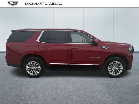 Used 2024 GMC Yukon SLT image 2