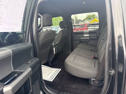 Used 2015 Ford F150 XLT w/ Equipment Group 302A Luxury AWD/4WD image 28