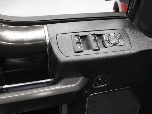 Certified 2019 Ford F150 Lariat w/ Equipment Group 502A Luxury AWD/4WD image 18