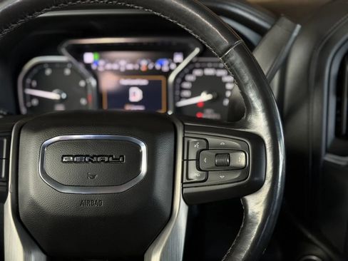 Used 2022 GMC Sierra 3500 Denali image 25