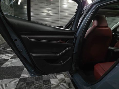 Used 2022 MAZDA MAZDA3 s FWD image 35