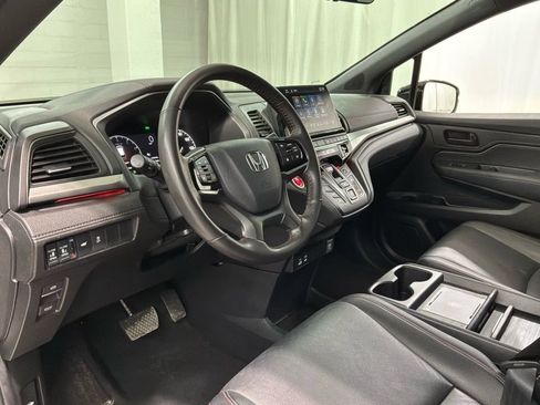 Used 2025 Honda Odyssey Sport-L image 17