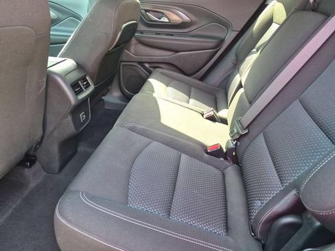 Used 2023 GMC Terrain SLE w/ Driver Convenience Package FWD image 25