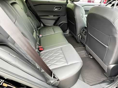 New 2026 Nissan Rogue Platinum w/ Platinum Premium Package AWD/4WD image 24
