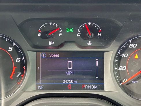 Used 2021 Chevrolet Camaro LT w/ Technology Package image 21