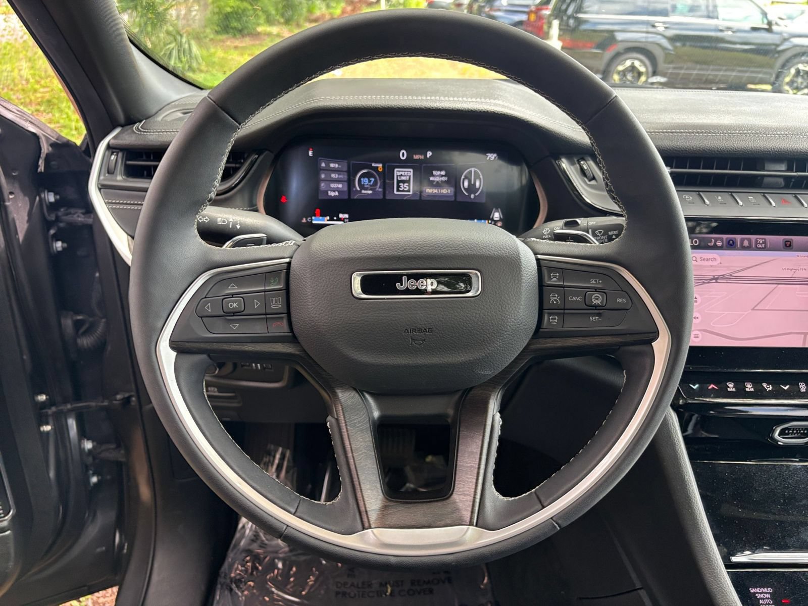 Used 2026 Jeep Grand Cherokee Limited AWD/4WD image 30