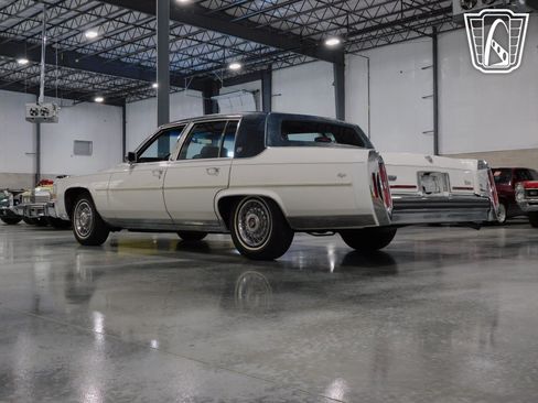 Used 1988 Cadillac Brougham image 29