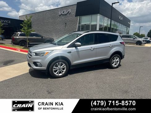 Used 2018 Ford Escape SE AWD/4WD image 8