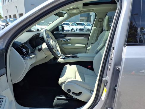 Certified 2026 Volvo XC90 B6 Ultra w/ Protection Package Premier AWD/4WD image 11