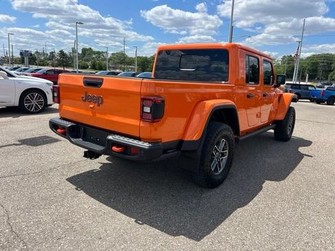 Used 2025 Jeep Gladiator Mojave AWD/4WD image 4