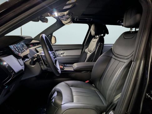 New 2026 Land Rover Range Rover Sport SE AWD/4WD image 13