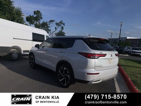 Used 2022 Mitsubishi Outlander SE AWD/4WD image 4