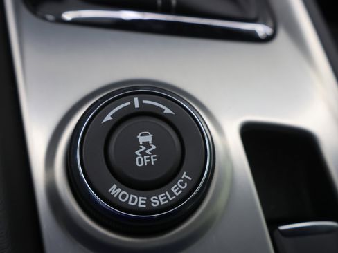 Used 2017 Chevrolet Corvette Stingray Coupe w/ 1LT image 35