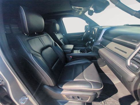 Used 2021 RAM 1500 Limited AWD/4WD image 6