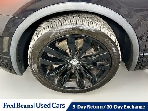 Used 2020 Volkswagen Tiguan SE R-Line w/ 3rd Row Seat Package image 34