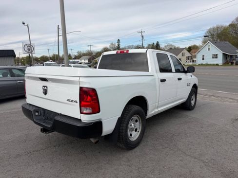 Used 2014 RAM 1500 4x4 Crew Cab w/ Remote Start & Security Group image 5