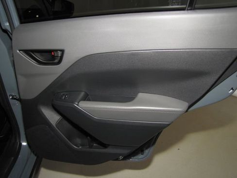 Used 2025 Subaru Crosstrek 2.0i Premium AWD/4WD image 17