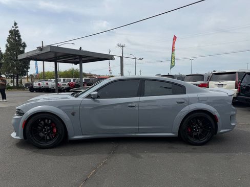Used 2021 Dodge Charger SRT Hellcat image 9