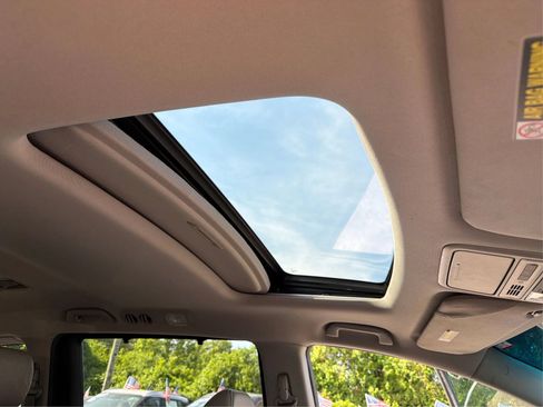 Used 2012 Honda Odyssey EX-L image 24