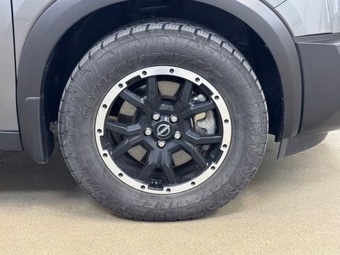 Used 2025 Nissan Pathfinder Rock Creek AWD/4WD image 4