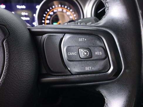 Used 2022 Jeep Wrangler Unlimited Sport AWD/4WD image 13
