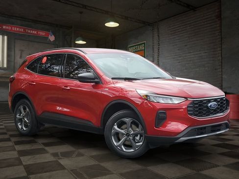 New 2026 Ford Escape ST-Line w/ Tech Pack #1 AWD/4WD image 2