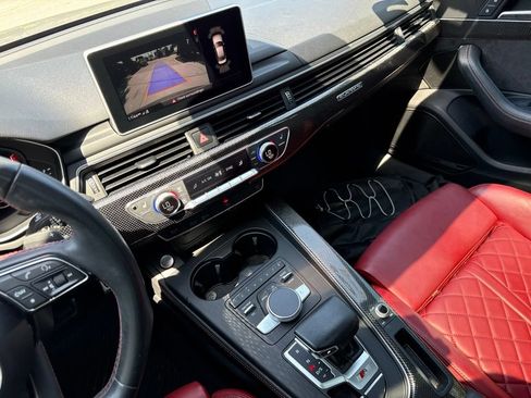 Used 2019 Audi S4 Premium Plus w/ Premium Plus Package AWD/4WD image 18