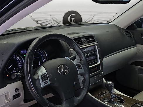 Used 2011 Lexus IS 250 w/ Premium Pkg Value Edition RWD image 23