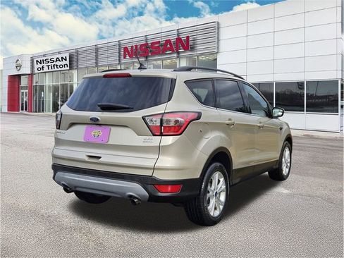 Used 2018 Ford Escape SEL image 6